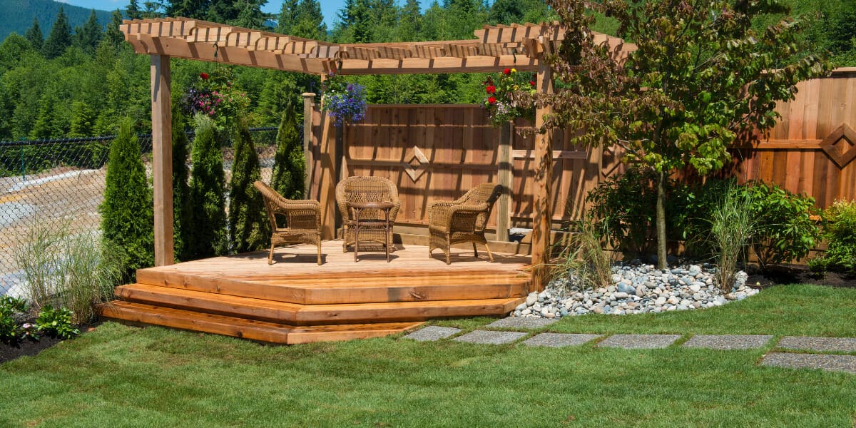 The Benefits of Hiring a Professional Landscape Designer